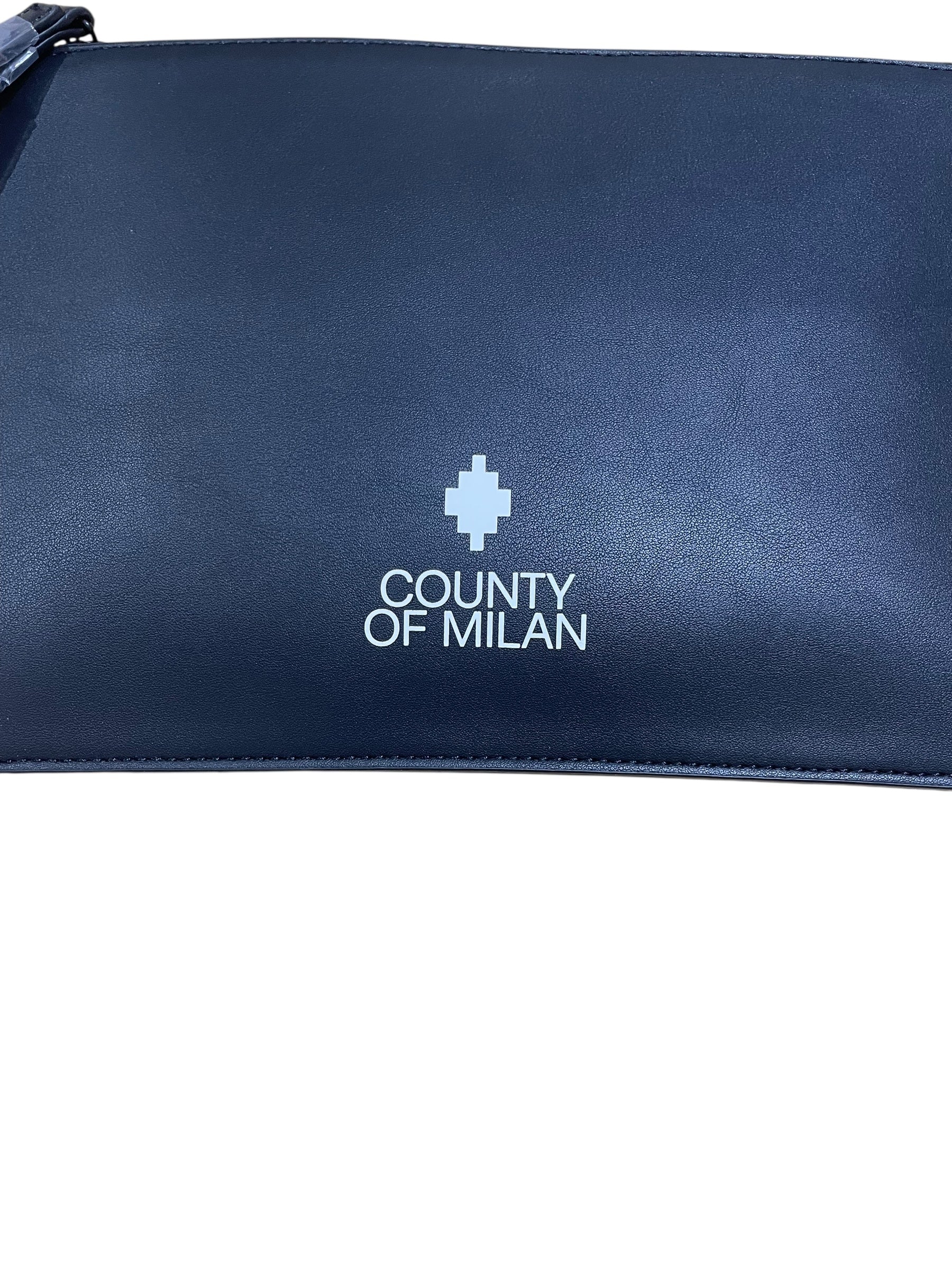COUNTY OF MILAN 250132  CLUTCH